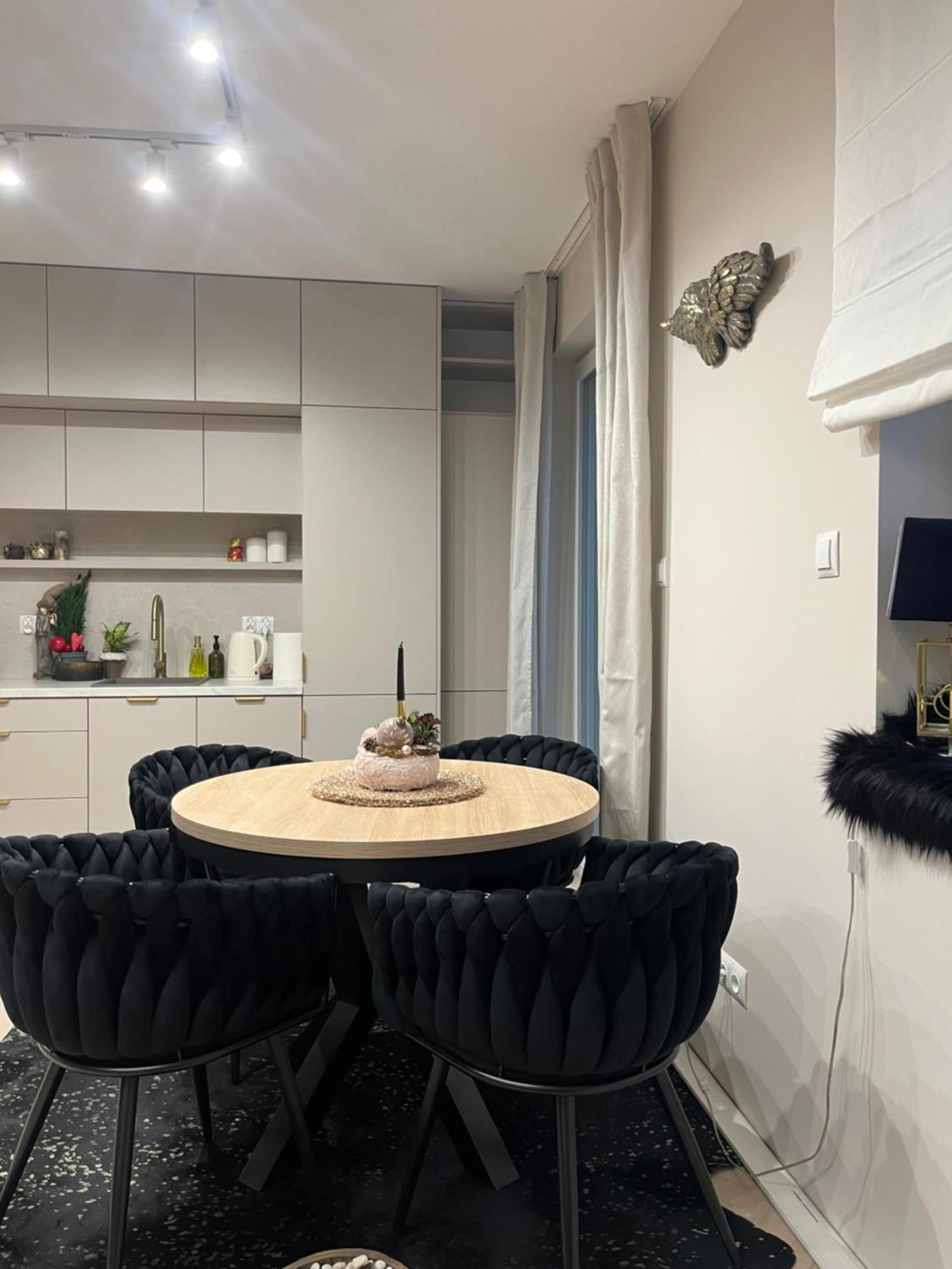 Apartament Kaszmirowy บีเอสโก-เบียวา ภายนอก รูปภาพ